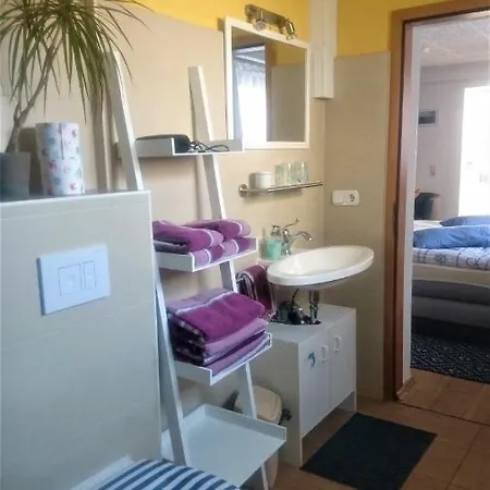 Apartment Ferienwohnung Neuensien Sellin (Rugen)